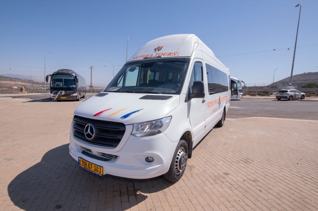 אוטובוס של מובילי נטופה