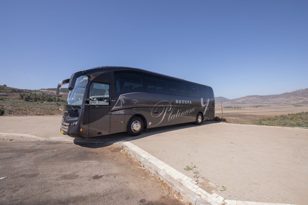השכרת אוטובוס ממוזג ומרווח בכל רחבי הארץ - מובילי נטופה